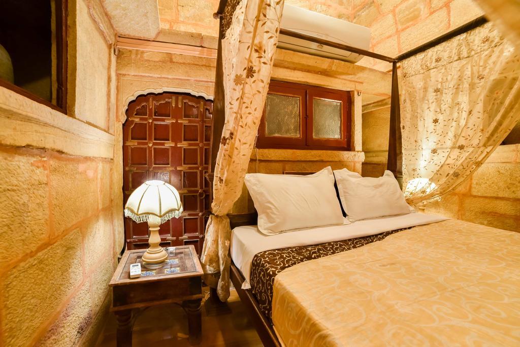 Hotel Nachana Haveli Jaisalmer Extérieur photo